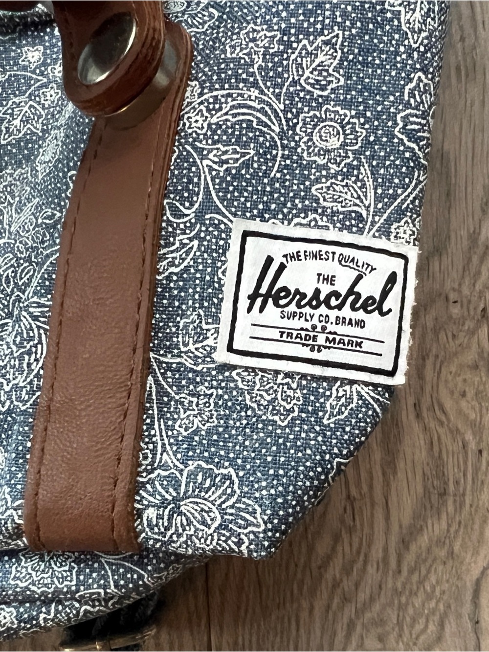 Herschel Supply Small Blue Floral Backpack Leather Straps - Picture 2 of 14